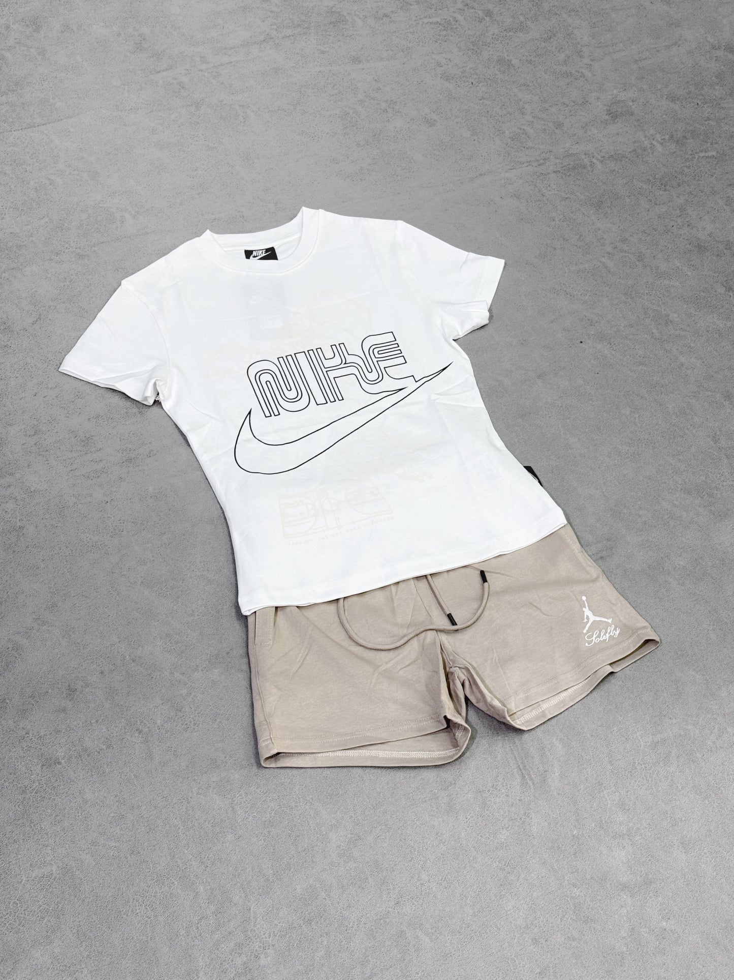 NIKE BLANCA MAPA
