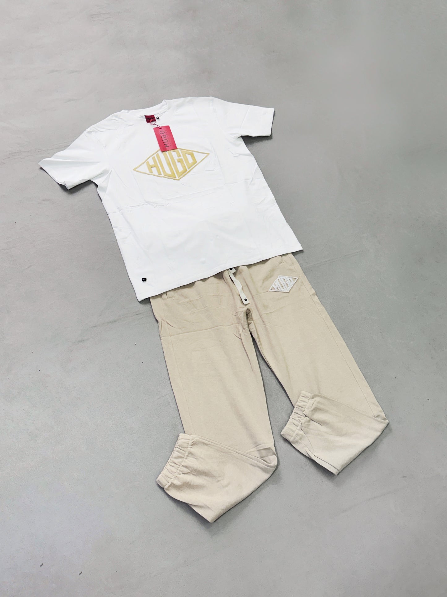 HUGO BLANCO BEIGE