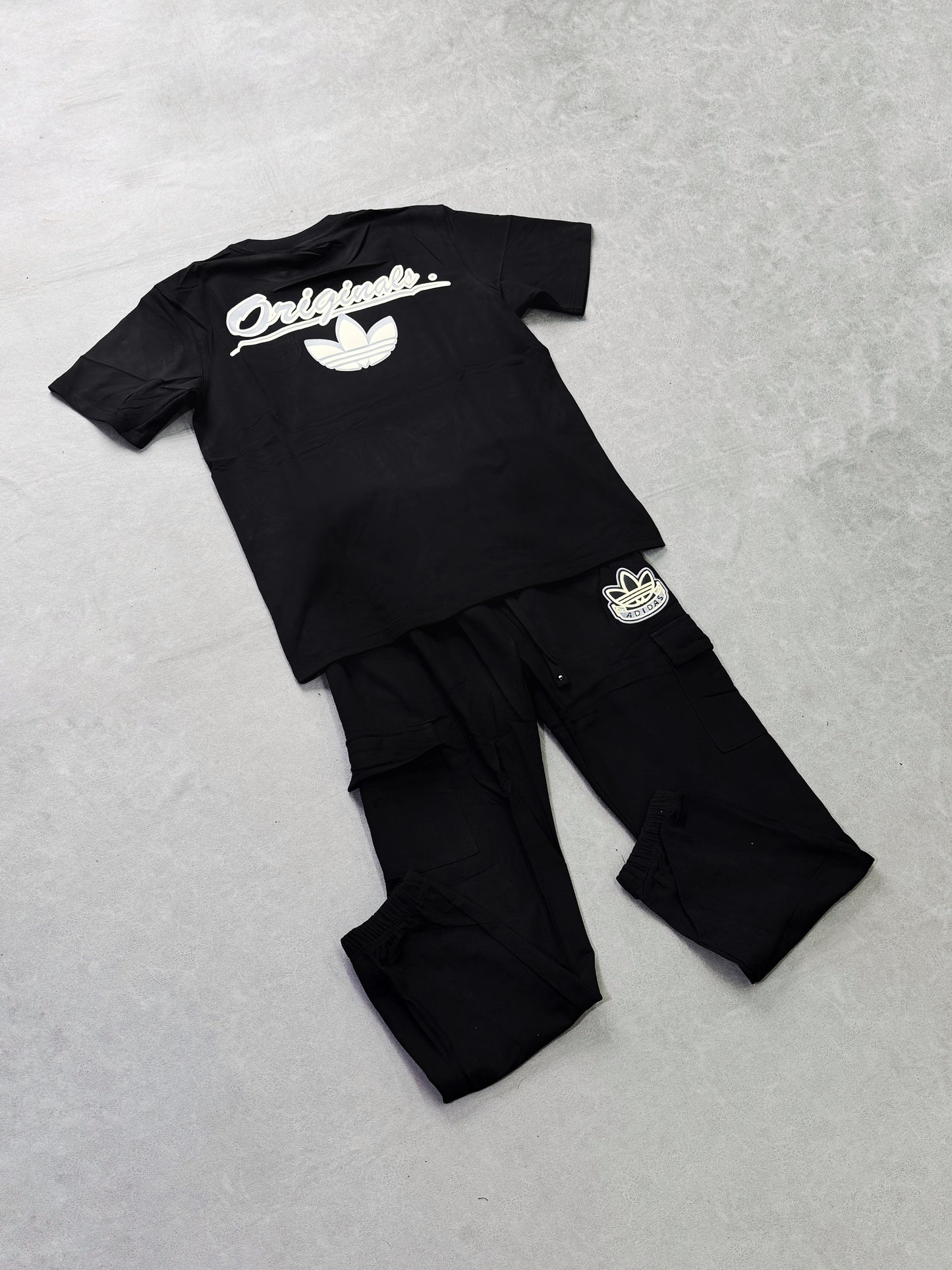 ADIDAS NEGRO CLASICO